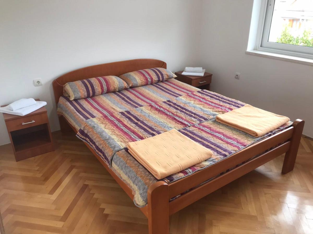 טרביניה Apartman Azra מראה חיצוני תמונה