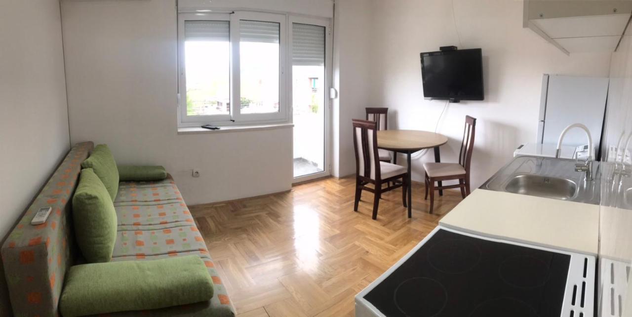 טרביניה Apartman Azra מראה חיצוני תמונה
